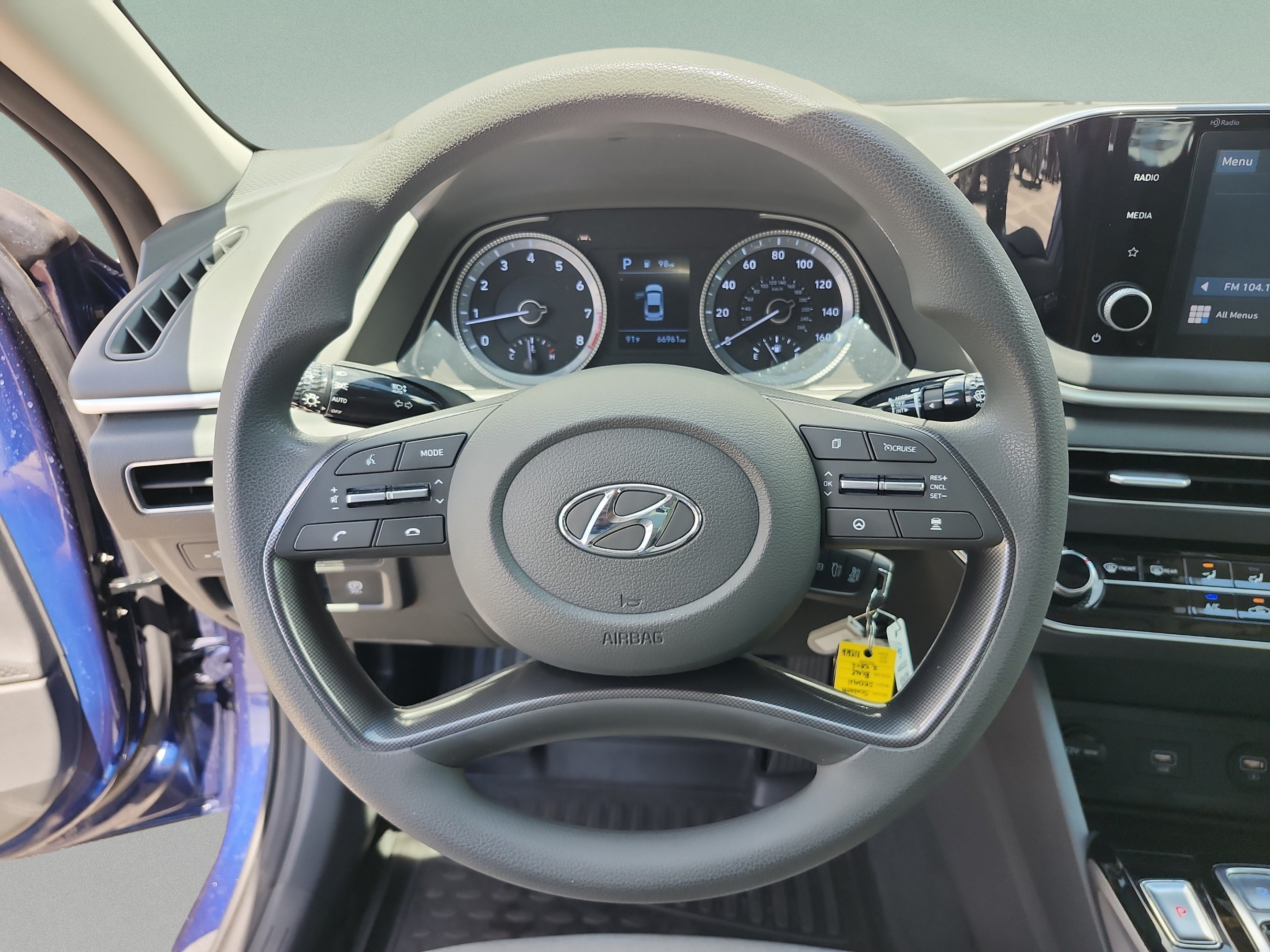 Used 2021 Hyundai Sonata SE w/ Cargo Package FWD image 9