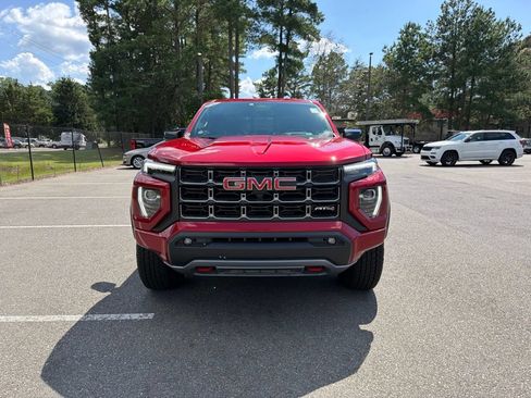 Used 2025 GMC Canyon AT4 w/ Technology Plus Package AWD/4WD image 3
