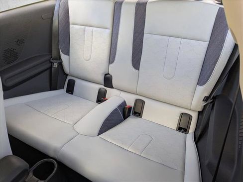 Used 2025 MINI Cooper S image 17