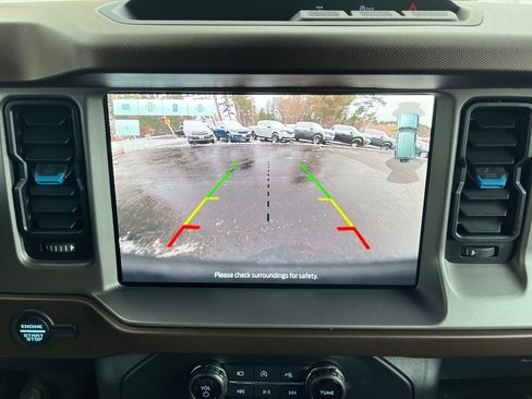 Used 2023 Ford Bronco Outer Banks image 26