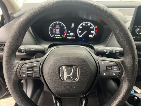Used 2025 Honda HR-V LX image 8