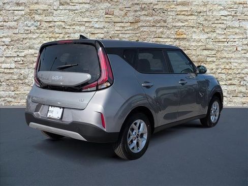 New 2025 Kia Soul LX image 5