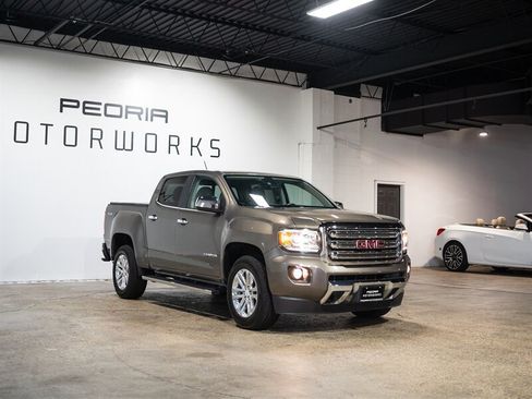 Used 2016 GMC Canyon SLT w/ Driver Alert Package AWD/4WD image 2