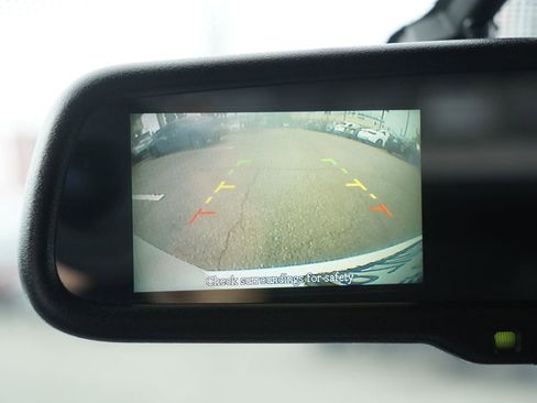 Used 2020 Nissan 370Z Coupe RWD image 16