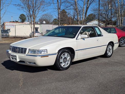 Used 1999 Cadillac Eldorado w/ Comfort/Convenience Pkg FWD image 4