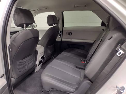 New 2026 Hyundai Ioniq 5 SEL image 25