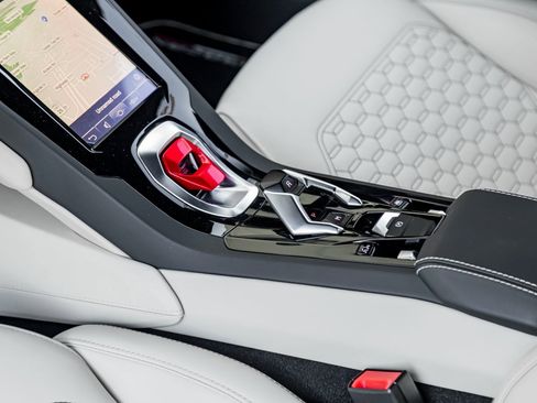 Used 2024 Lamborghini Huracan EVO image 20