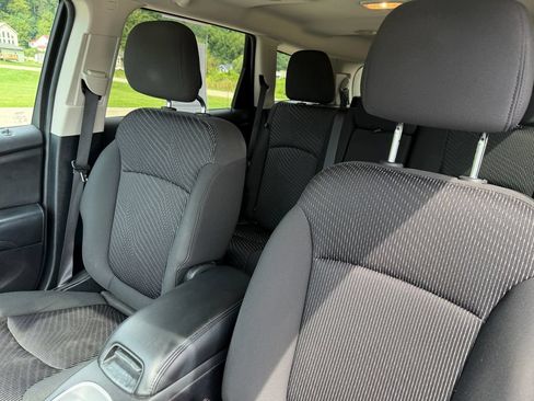 Used 2017 Dodge Journey SXT w/ Comfort/Convenience Group AWD/4WD image 20