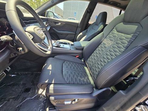 New 2025 Audi RS Q8 performance image 24