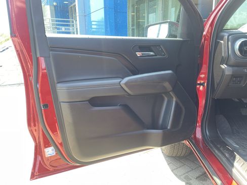 Used 2023 Chevrolet Colorado LT w/ LT Convenience Package II image 15