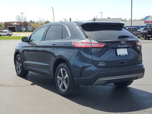Certified 2024 Ford Edge SEL w/ Convenience Package AWD/4WD image 4