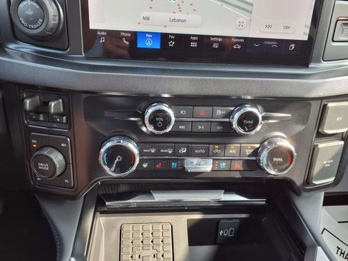 New 2025 Ford F250 Platinum image 20