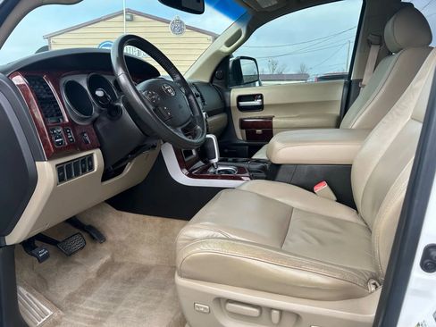 Used 2008 Toyota Sequoia Limited image 2