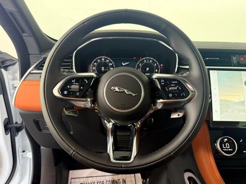 Used 2026 Jaguar F-PACE R-Dynamic S AWD/4WD image 24