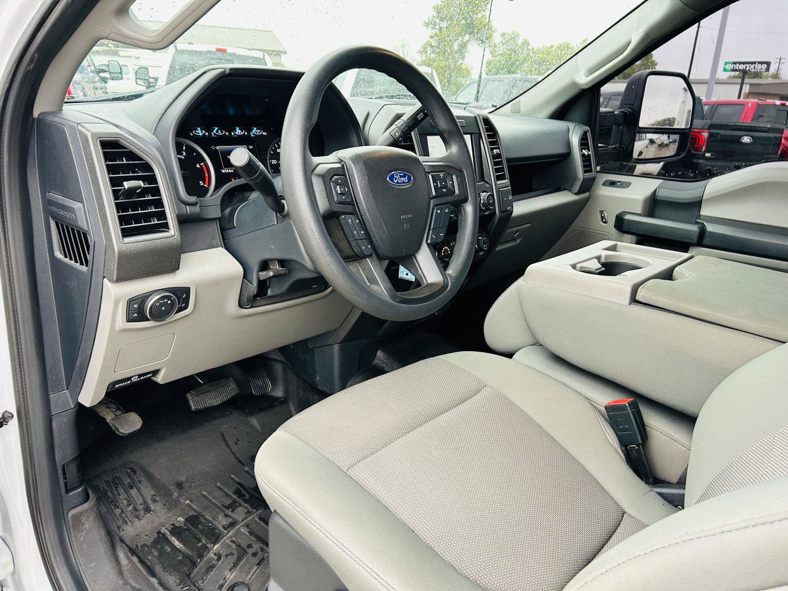 Used 2022 Ford F250 XL w/ Power Equipment Group AWD/4WD image 7