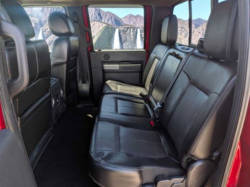 Used 2016 Ford F250 Lariat w/ Lariat Ultimate Package AWD/4WD image 16