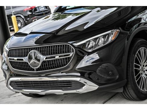 Certified 2026 Mercedes-Benz GLC 300 4MATIC image 4