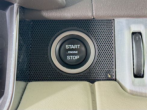 Used 2018 Land Rover Range Rover Supercharged image 21