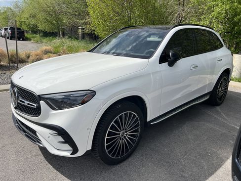 Used 2023 Mercedes-Benz GLC 300 4MATIC image 5