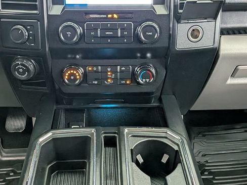 Certified 2019 Ford F150 XL w/ Equipment Group 101A Mid AWD/4WD image 27