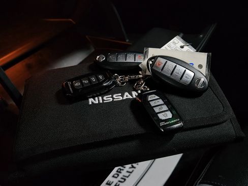 Used 2019 Nissan Leaf SL w/ SL Technology Package image 45