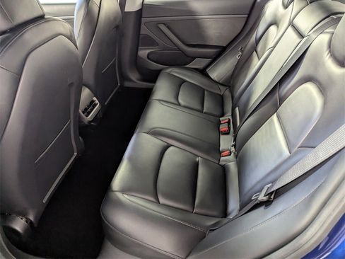 Used 2021 Tesla Model 3 Standard Range Plus image 15