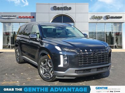 Used 2023 Hyundai Palisade Limited w/ Cargo Package