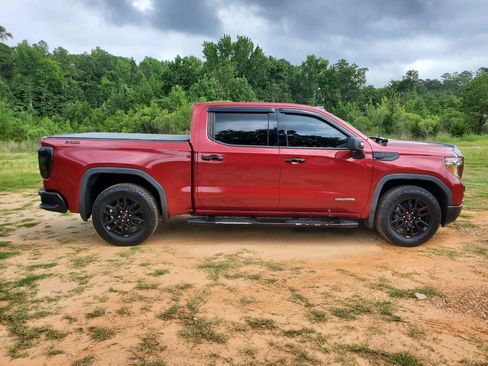 Used 2020 GMC Sierra 1500 Elevation AWD/4WD image 14