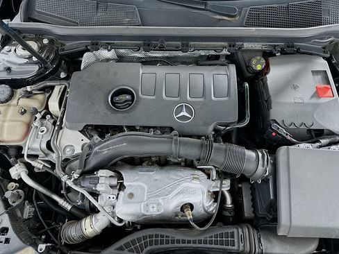 Used 2020 Mercedes-Benz CLA 250 4MATIC image 31