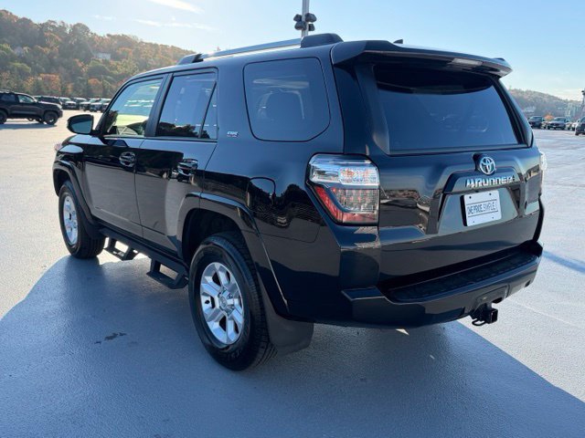 Used 2023 Toyota 4Runner SR5 Premium w/ Moonroof Package AWD/4WD image 9
