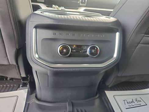 New 2025 Ford Expedition Active AWD/4WD image 41