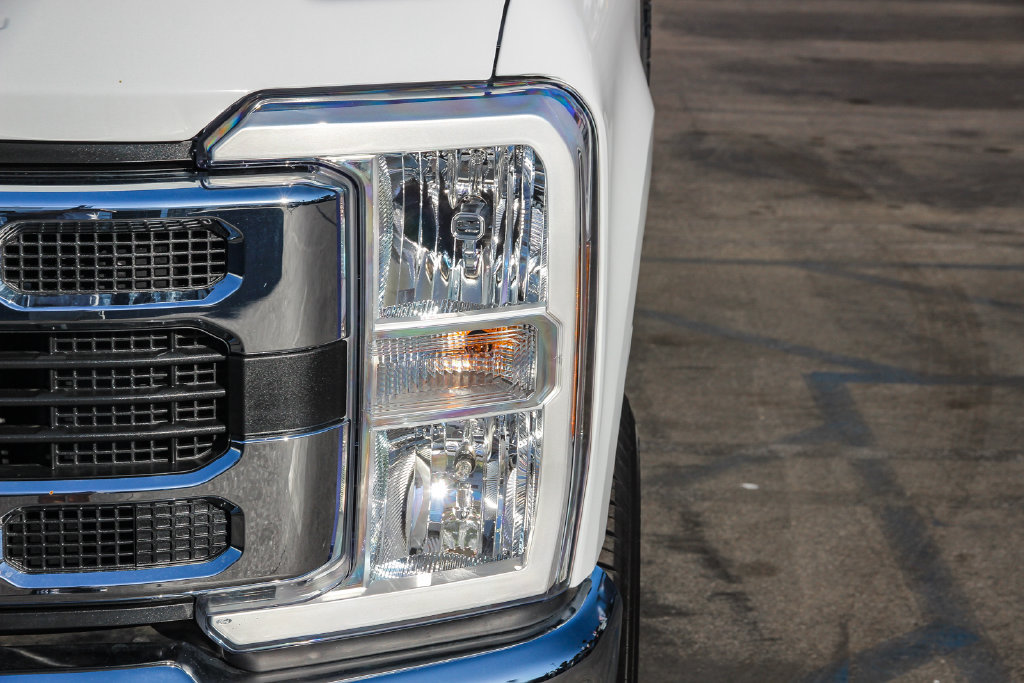New 2025 Ford F350 XL w/ XL Chrome Package AWD/4WD image 12