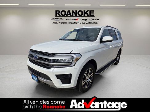 Used 2023 Ford Expedition XLT AWD/4WD image 1