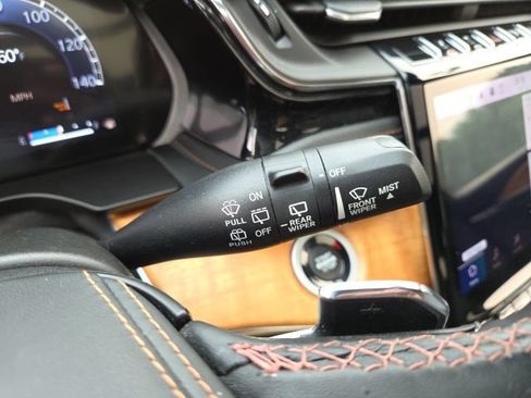 Used 2022 Jeep Grand Cherokee Summit AWD/4WD image 66