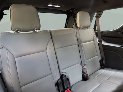 Used 2023 Chevrolet Tahoe LT w/ LT Signature Package AWD/4WD image 31