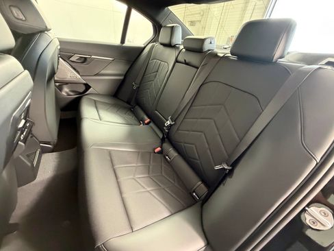 Used 2026 BMW i5 eDrive40 w/ Convenience Package RWD image 22