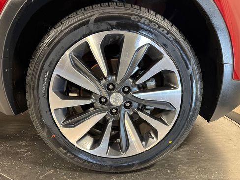 Used 2021 Buick Encore Preferred w/ Safety Package II image 14