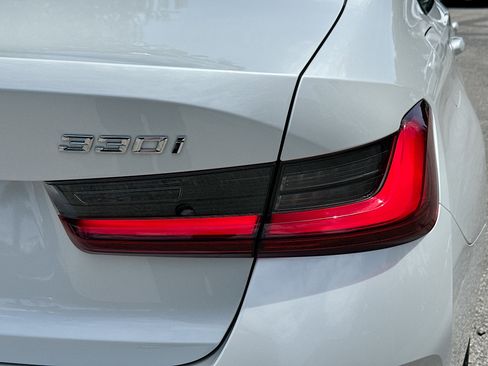 Certified 2023 BMW 330i Sedan w/ Premium Package RWD image 33