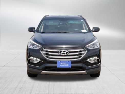 Used 2017 Hyundai Santa Fe Sport AWD/4WD image 2