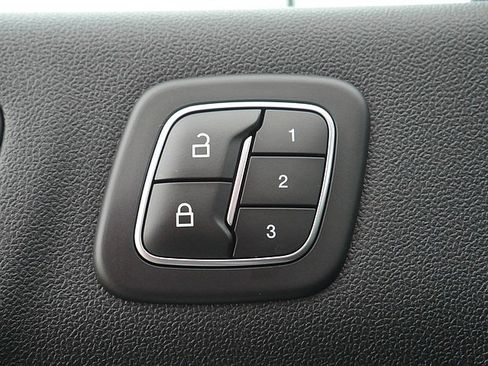 Used 2022 Ford Escape SEL w/ SEL Stealth AWD Package image 26