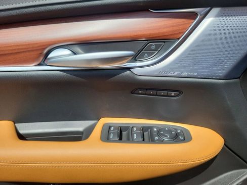 New 2025 Cadillac XT5 Premium Luxury w/ Technology Package image 11