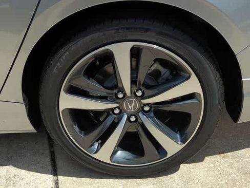 Used 2025 Acura TLX w/ Technology Package FWD image 14