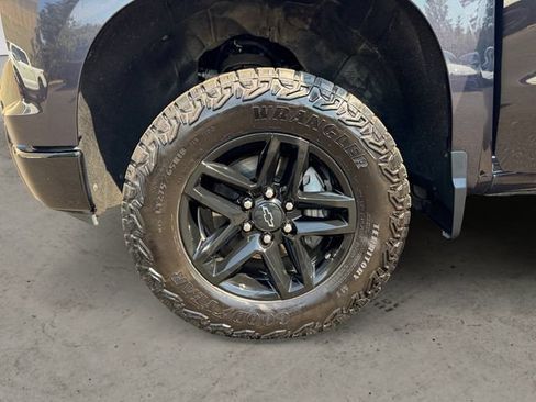 Certified 2024 Chevrolet Silverado 1500 LT Trail Boss AWD/4WD image 9
