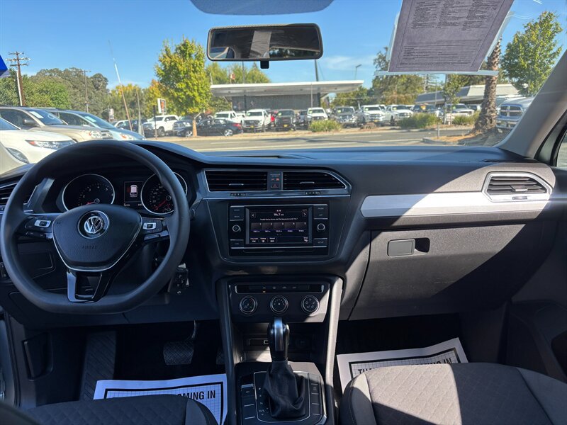 Used 2019 Volkswagen Tiguan S FWD image 12