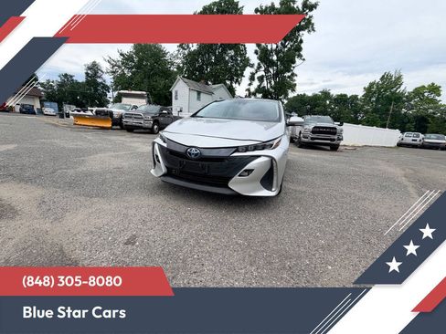Used 2020 Toyota Prius Prime XLE FWD image 1