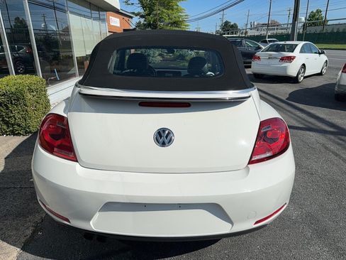 Used 2013 Volkswagen Beetle 2.5 FWD image 22