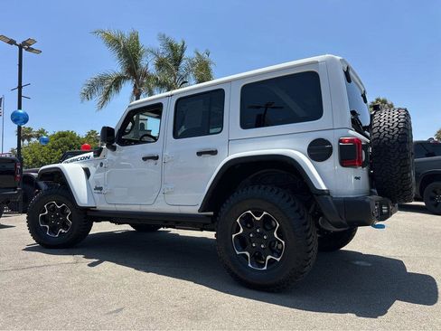 Used 2021 Jeep Wrangler Unlimited Rubicon 4xe w/ Dual Top Group image 3