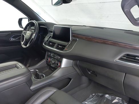 Used 2022 Chevrolet Tahoe LT w/ LT Signature Plus Package AWD/4WD image 29
