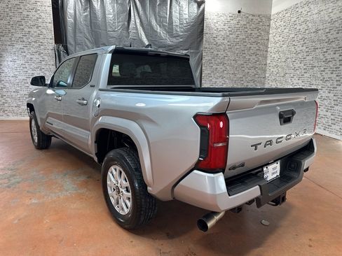 Used 2024 Toyota Tacoma SR5 image 5