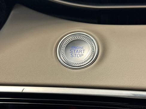 Used 2023 Genesis GV70 2.5T w/ Select Package image 34